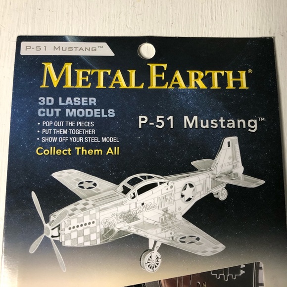 Metal Earth P-51 Mustang Plane 3D Model (14+) - Picture 3 of 5